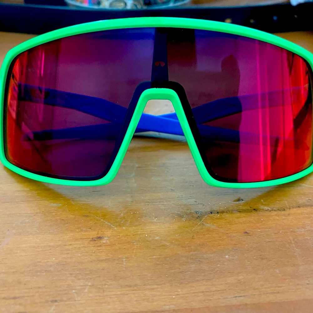 Unisex Custom Oakley Sutro Sunglasses (brand new)